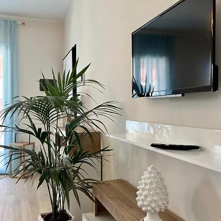 Capopassero Apartment *